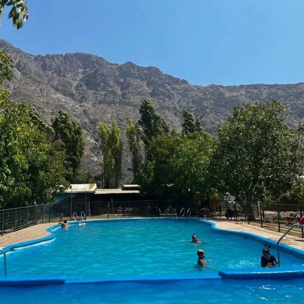 Restaurant, Cabañas, Tinaja con hidromasaje, Mini Zoológico y más